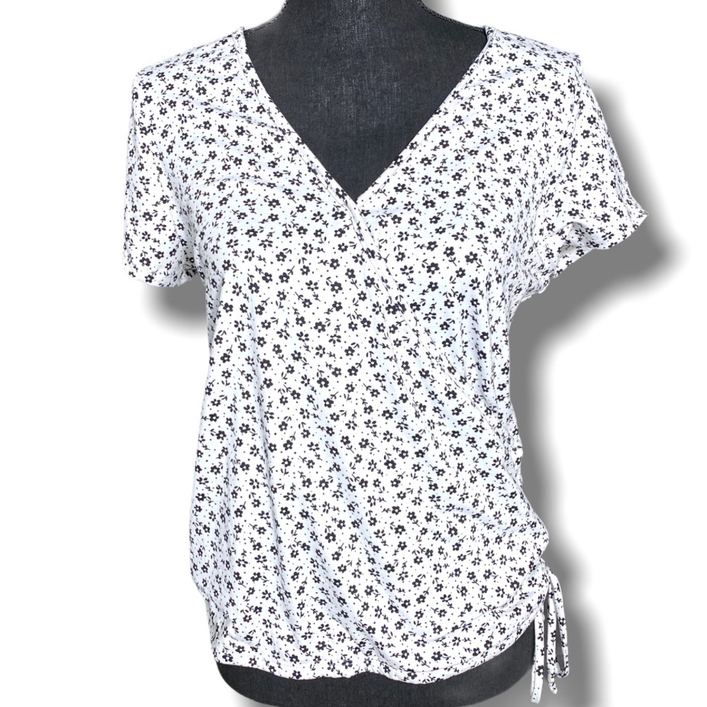 Love Wins *NWT drawstring side top